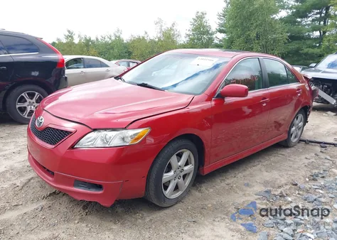 2007 Toyota Camry Se z USA, uszkodzony, nr VIN 4T1BE46K27U041688